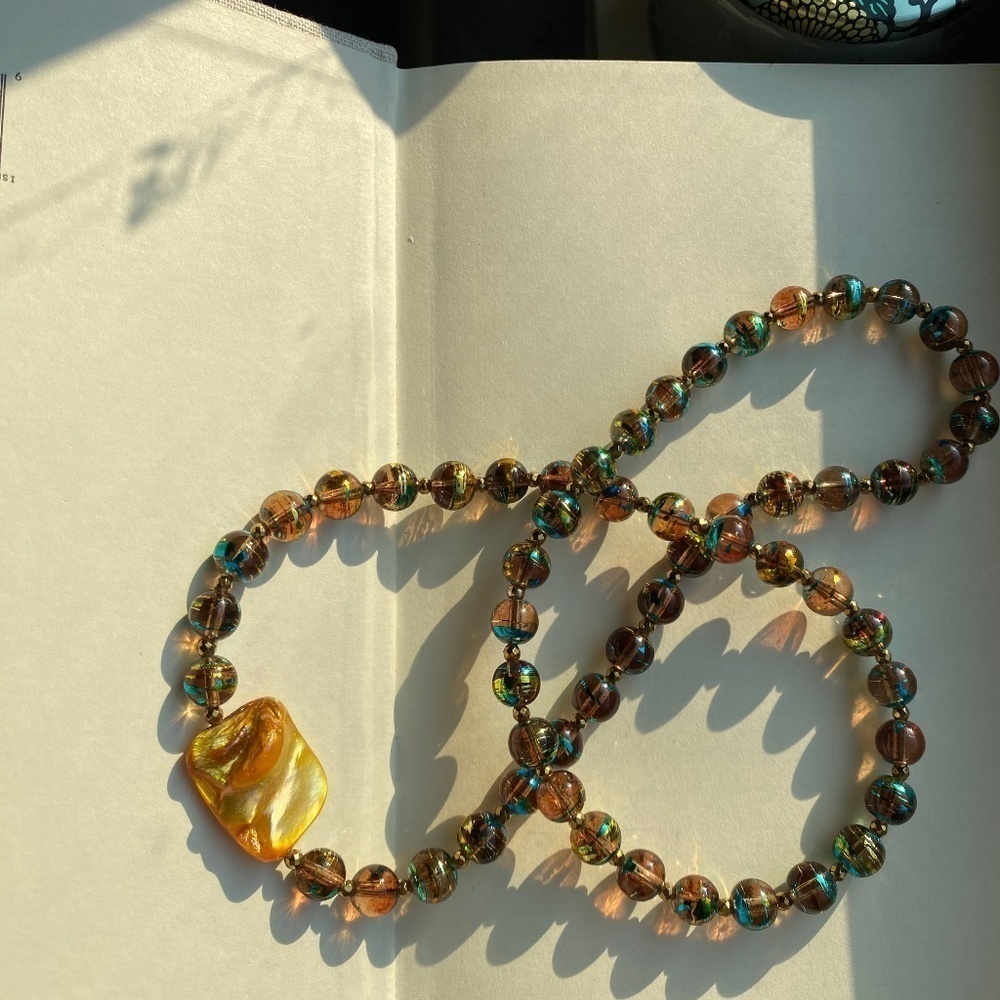 Stunning multicolor vintage necklace